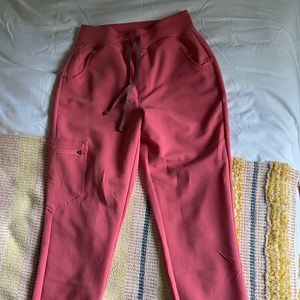 FIGS desert rose Zamora Joggers XS/ high waisted